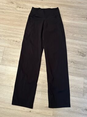 High-Rise Women’s Straight Leg Leggings
